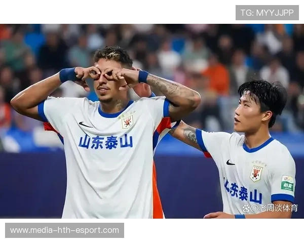 山东泰山主场2比1收官，错失点球难言完美，山东泰山球队比赛